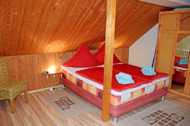 Ferienwohnung für 4 Personen, mit Balkon/Terrasse und Terrasse sowie Garten in Thiessow