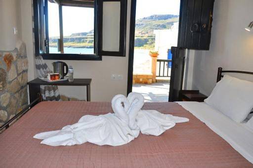 Gîte pour 2 personnes, avec Balcon et Terrasse ainsi que Jardin et Vue dans Κάτω Ζάκρος