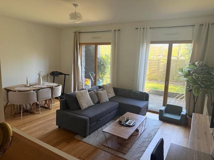 Appartement de vacances pour 4 personnes, avec terrasse et jardin