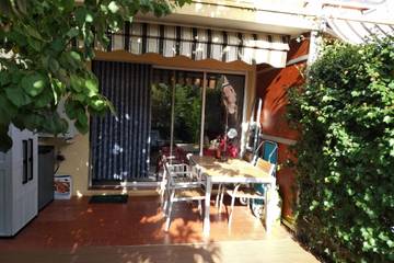 Cottage pour 3 personnes, avec jardin et terrasse, animaux acceptés à Six-Fours-les-Plages