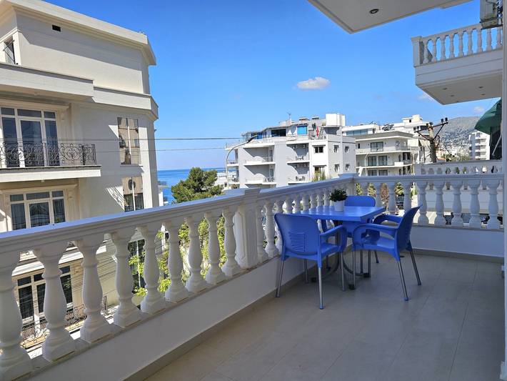 Ganze Wohnung, Ferienwohnung für 3 Personen mit Balkon in Sarandë, Vlorë