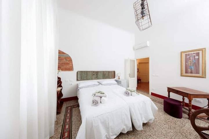 Appartement entier, Casa Amelie - Apartment In Florence Free WIFI + Ethernet in Isolotto Legnaia, Florence