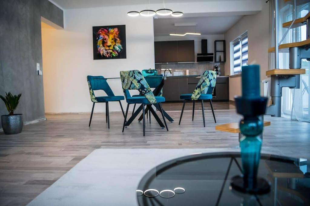 Ganze Wohnung, Exclusive Wohnung nah an Ma, Hd in Lampertheim, Bergstraße