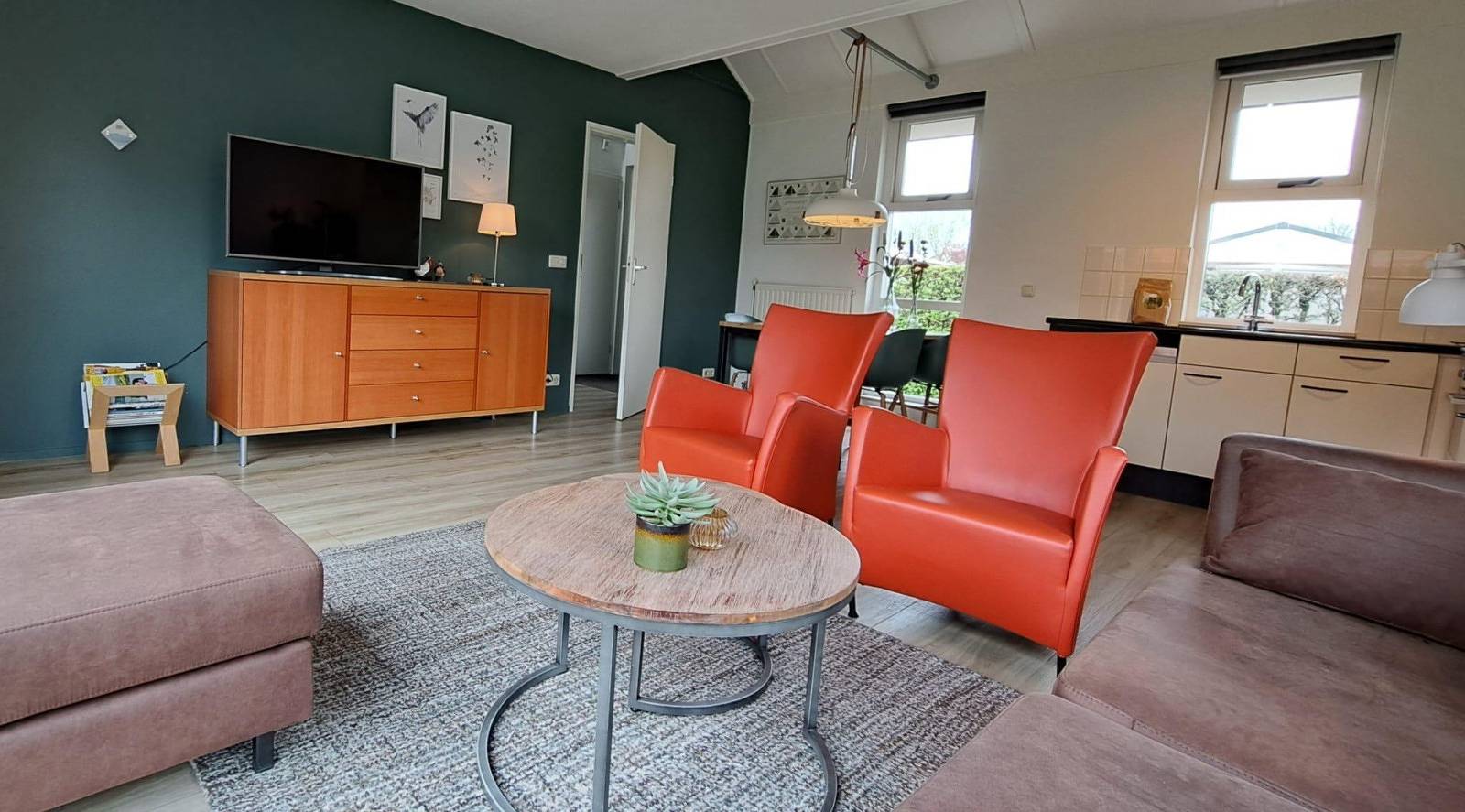 Freistehendes Ferienwohnung für 5 Personen auf Ferienpark in Roelofarendsveen! in Roelofarendsveen, Groene Hart