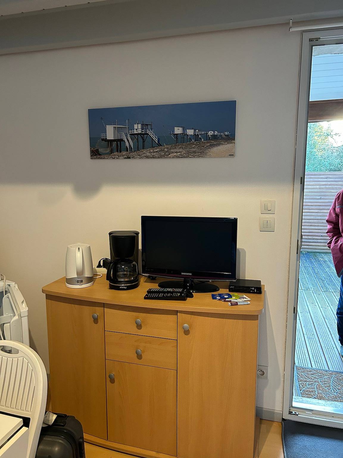 Bed and Breakfast 'La Berguerie' with Private Terrace and Wi-Fi in Dolus-d'Oléron, Côte de Beauté