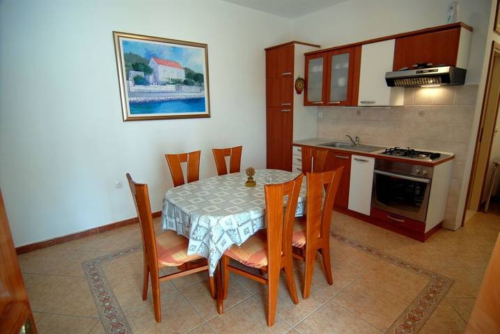 Location de vacances pour 4 personnes, avec terrasse à Lumbarda - 3