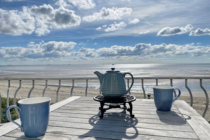 Ferienwohnung für 4 Personen, mit Balkon und Garten sowie Ausblick auf Föhr