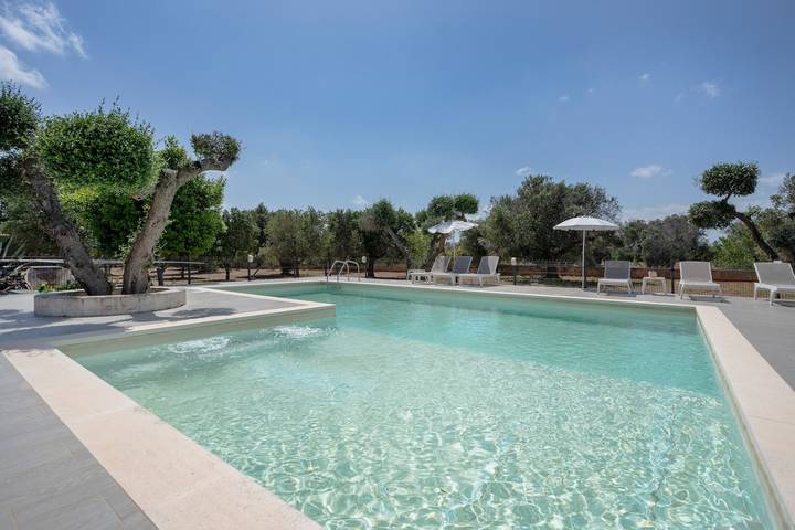 Villa für 9 Personen, mit Whirlpool und Garten, mit Haustier in Apulien - 2