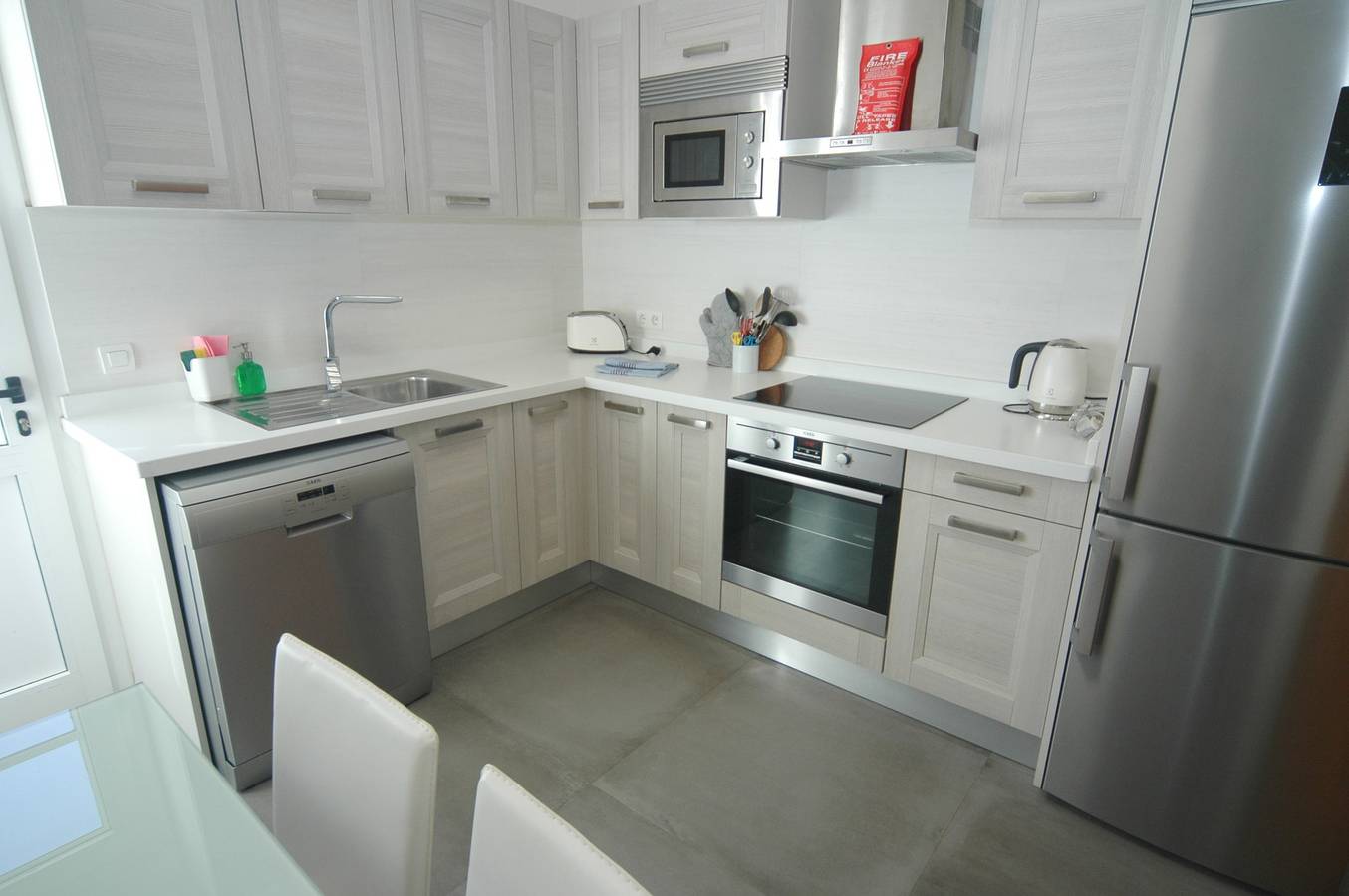 Splendid Puerto del Carmen Villa | Casa Joanna Matagorda | 3 Bedrooms | Pool Table | Close to Beach in Los Pocillos, Tías