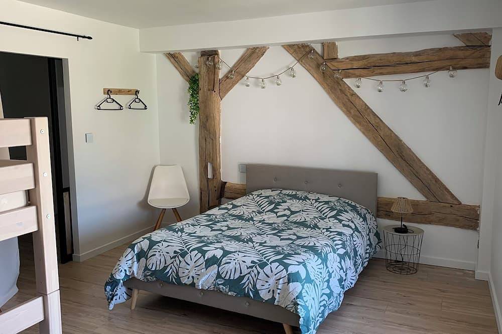 Cottage au coeur du Pays des Lacs du Jura - Piscine-Spa-Sauna - 10 personnes in Dompierre-sur-Mont, Jura