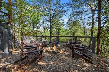 Log Cabin for 17 Guests in Broken Bow Lake, McCurtain County, Picture 3