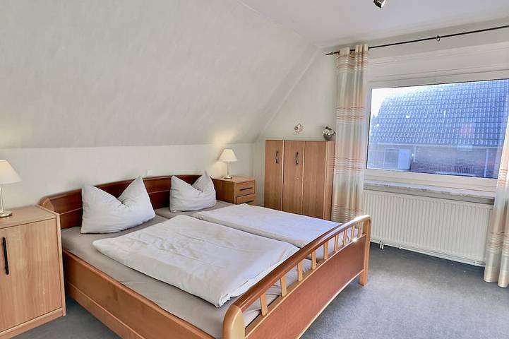 Ferienhaus für 5 Personen, mit Garten in Wilhelmshaven - 2