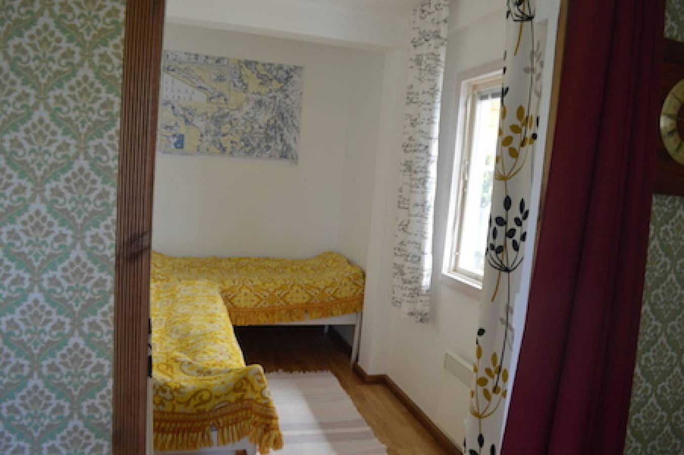 Flügelgebäude mit sehr schönen Seeblick 50 meter von der Badestelle in Vikbolandet