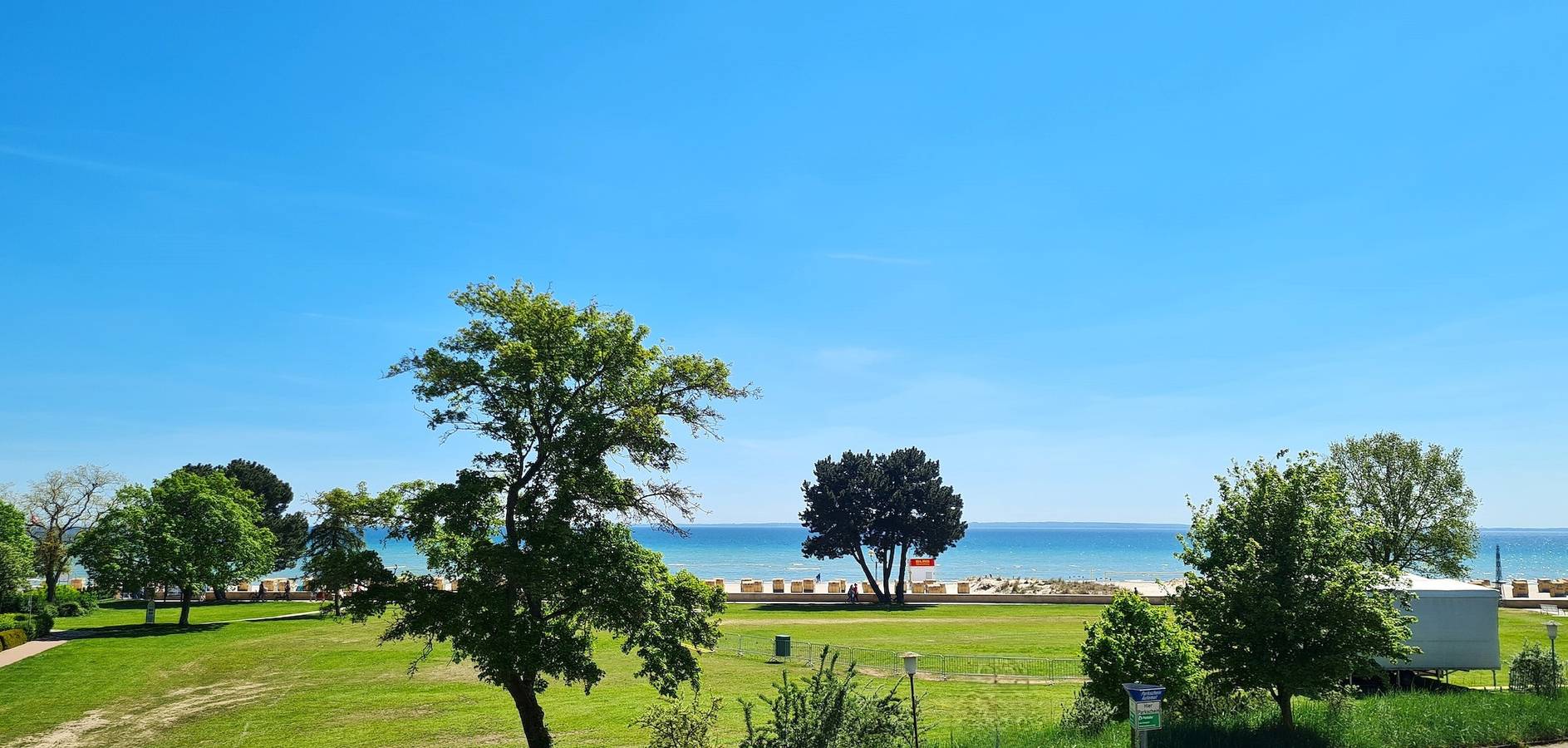Ganze Ferienwohnung, Goldene Ruh - App. 205 - in unmittelbarer Strandlage mit Seeblickbalkon in Grömitz, Ostholstein