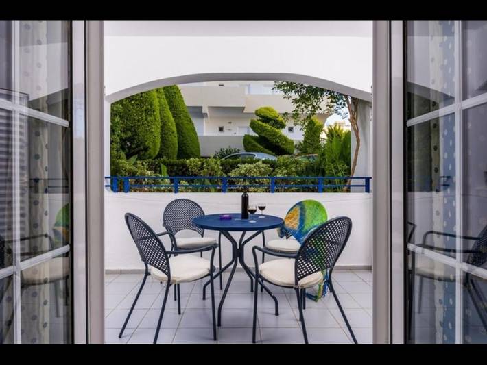 Gîte pour 5 personnes, avec vue sur l’océan ainsi que jardin et balcon dans Gouves - 2