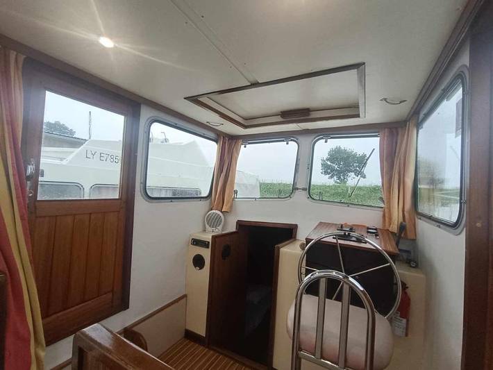 Bateau pour 5 personnes, animaux acceptés à Pontailler-sur-Saône - 4