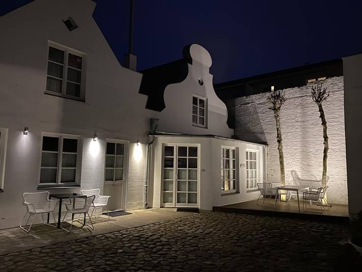 Ferienwohnung für 4 Personen, mit Terrasse und Sauna in Warnemünde - 3