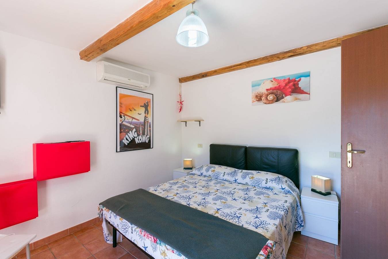 Ganze Wohnung, Charmante Ferienwohnung "Bilocale in Villa Elba" nahe dem Strand mit Terrasse und Garten in Marina di Campo, Elba