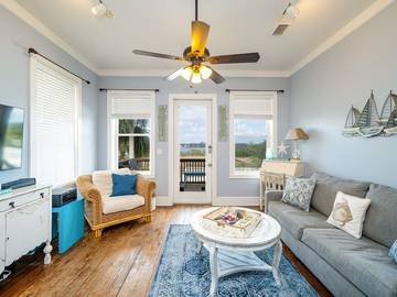 Vacation House for 14 Guests in Gulf Shores, Alabama Gulf Coast, Picture 1