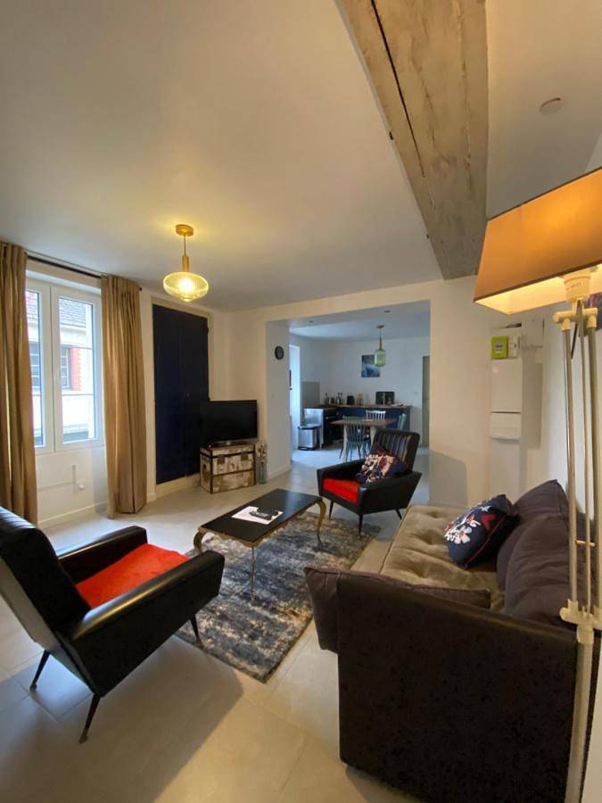 Gîte pour 3 personnes, avec jardin, adapté aux familles dans Val-au-Perche - 4