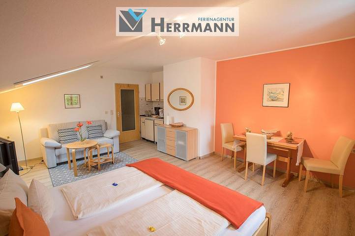 Ferienwohnung für 2 Personen, mit Garten und Ausblick in Füssen