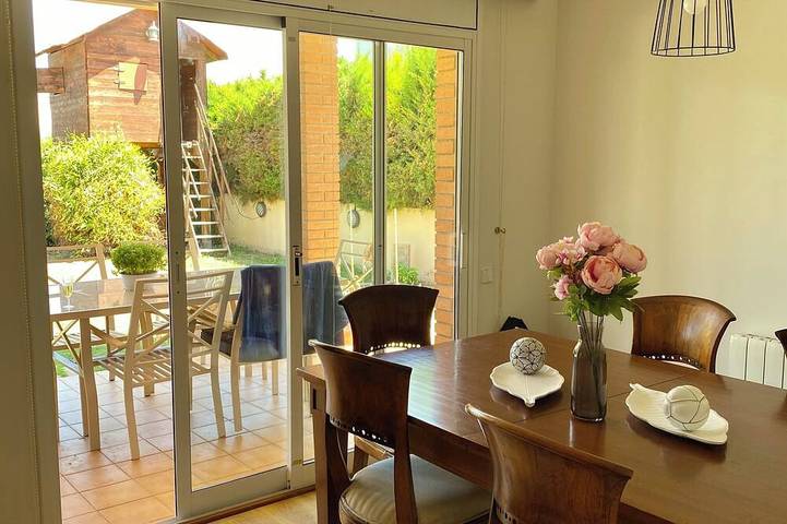 Villa pour 11 personnes, avec balcon et jardin - 1