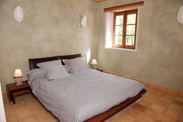 Location de vacances pour 14 personnes, avec jardin et piscine à Castelnau-sur-l'Auvignon - 4