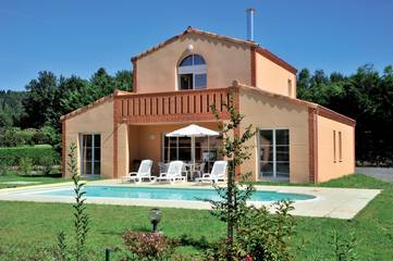Villa for 10 People in Pont-de-Larn, Haut-Languedoc Regional Nature Park, Photo 4