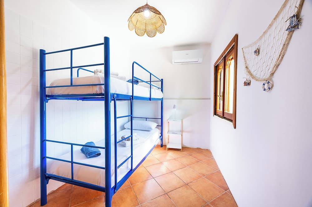 Villa Casty by the Sea with Private Pool in Trabia, Provincia de Palermo