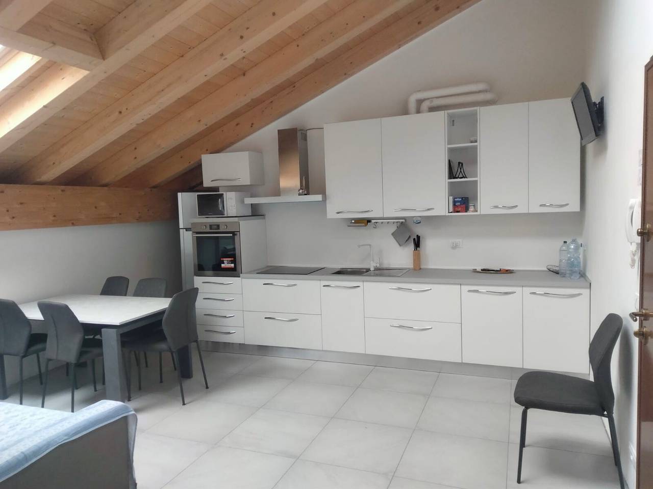 Ganze Wohnung, Ferienwohnung nahe Verona mit Bergblick in Roverè Veronese, Verona Provinz