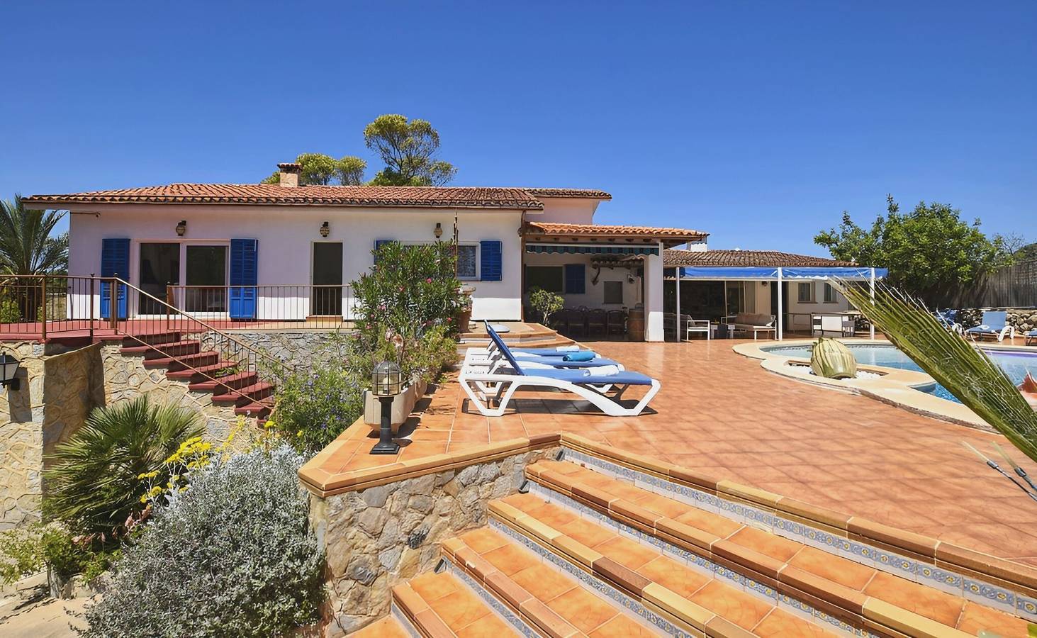 Villa Alto – Spacious Country House Near Calas de Mallorca in Manacor, East Majorca