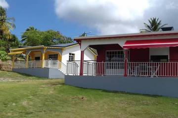Gîte pour 2 personnes, avec terrasse et jardin dans Saint-Louis (Marie-Galante)