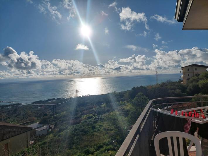 Apartament wakacyjny dla 6 osób, z balkon i widok na ocean, Dla rodziny w Prowincja Vibo Valentia