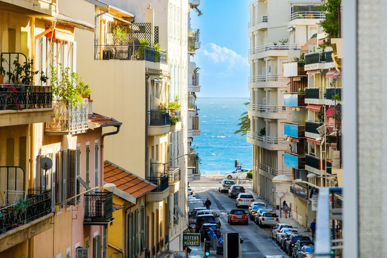 Geheel appartement, Appartement "Zeezicht" bij Strand met Balkon & Wifi in Nice, Nice en omgeving
