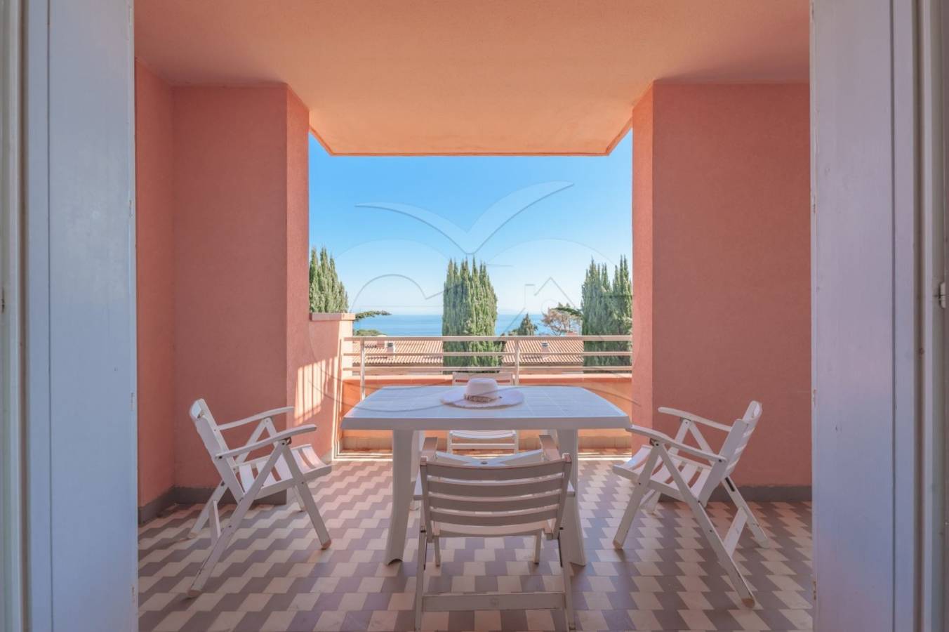 Ganze Ferienwohnung, Ferienwohnung für 6 Personen mit Terrasse in Capo d'Arco, Elba