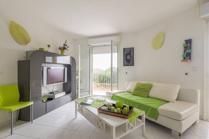 Apartamento de vacaciones para 5 personas, con balcón y jardín - 1