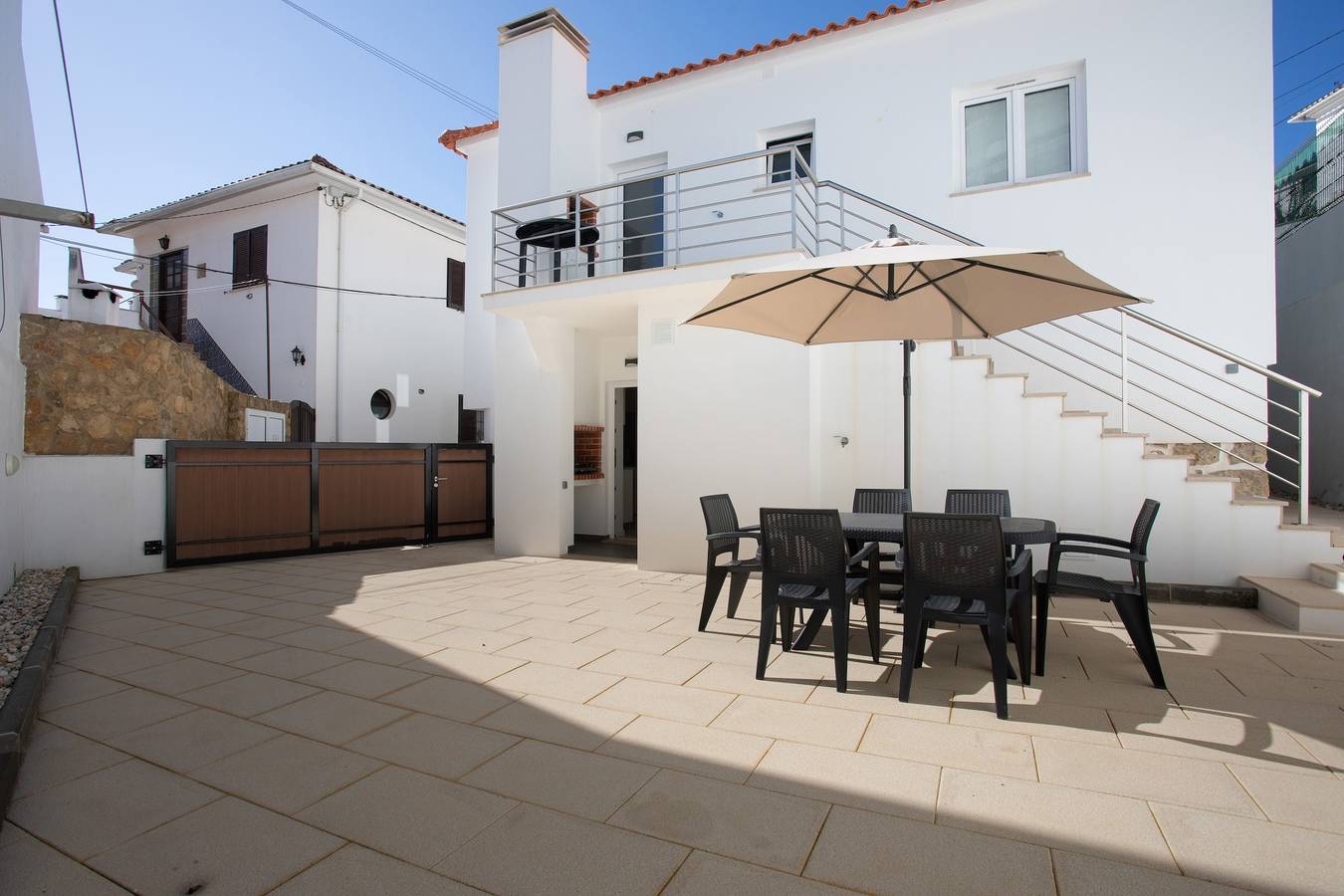 Ferienhaus 'T3 São Martinho Do Porto' mit Gemeinschaftsterrasse und Wlan in Praia de São Martinho do Porto, São Martinho do Porto