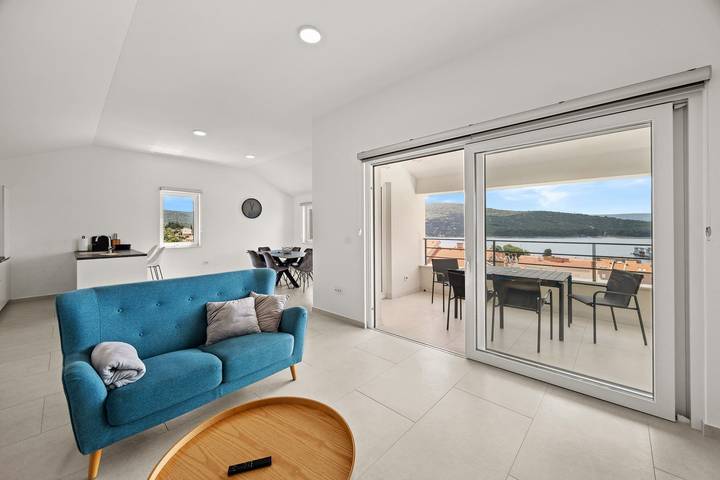 Gîte pour 6 personnes, avec balcon à Cres - 3