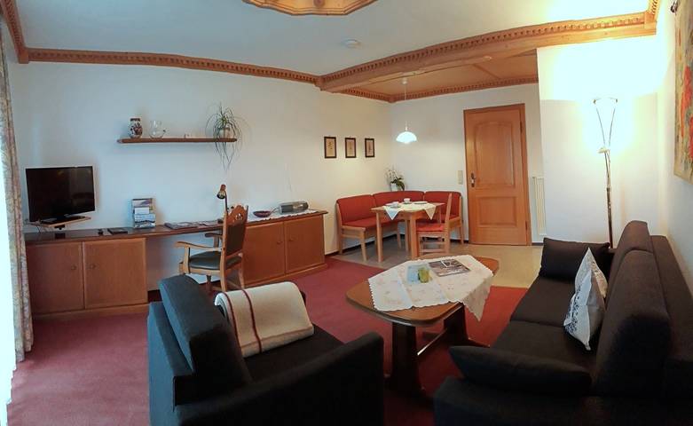 Ganze Ferienwohnung, Gästehaus Bergfrieden, Ferienwohnung Andrea in Bad Bayersoien, Romantische Straße