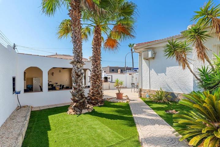 Casa rural para 6 personas, con jardín además de piscina y vistas en Rojales - 4