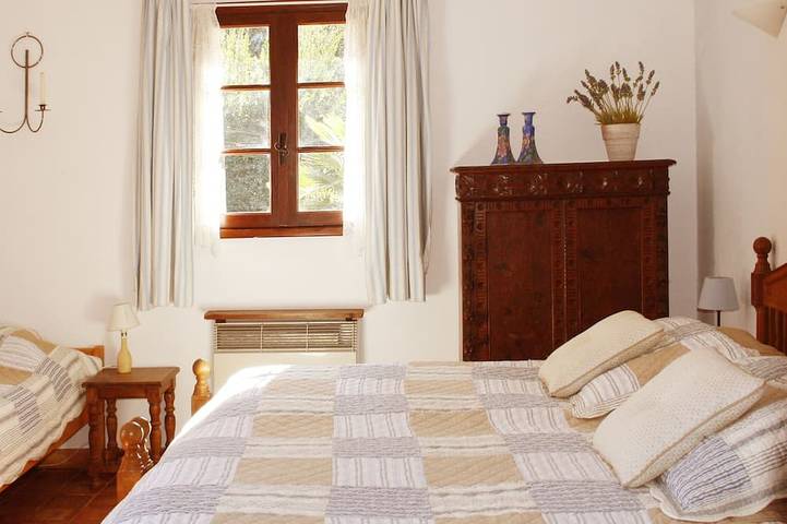 Location de vacances pour 10 personnes, avec jardin à Tanneron - 2