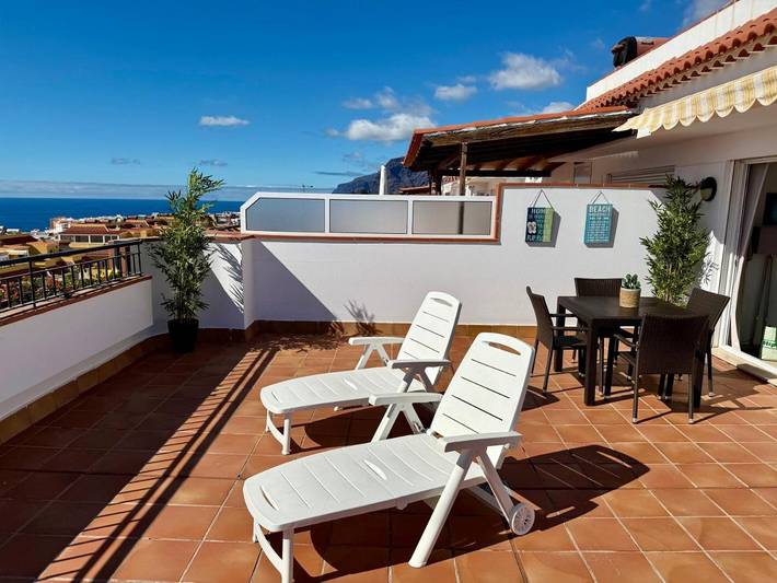 Apartamento de vacaciones para 5 personas, con piscina además de terraza y vistas - 1