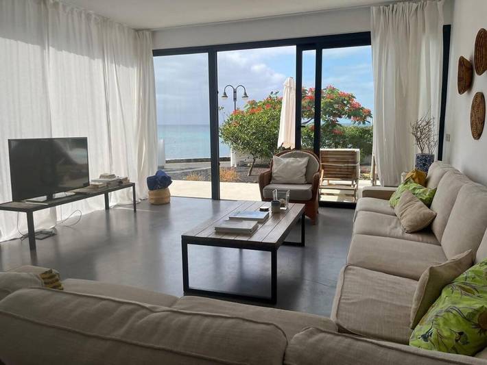 Casa rural para 6 personas, con balcón además de piscina y jardín en Haría - 4