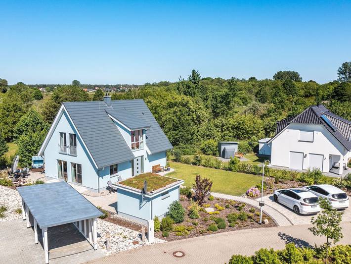 Ferienhaus für 6 Personen, mit Terrasse und Sauna sowie Garten, kinderfreundlich in Karlshagen - 4