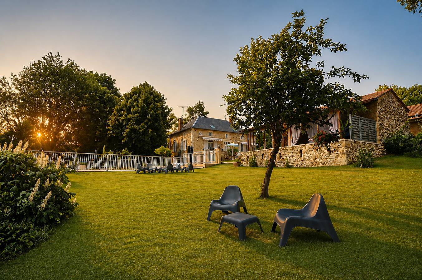 La Biche au Bois (piscine chauffée, jacuzzi …) - Chambre La Milande in Montcléra, Quercy