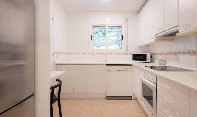 Casa rural para 8 personas, con piscina además de jardín y terraza en Bajo Penedés - 4