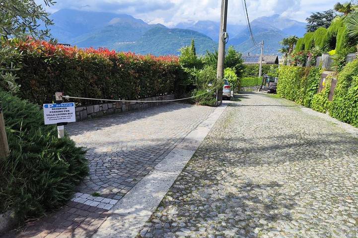 Laguna Blu - Villa da sogno con idromassaggio panoramico sul Lago di Como in Olgiasca, Colico