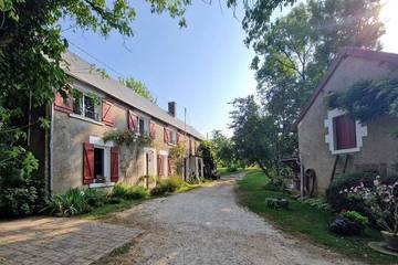 Gîte pour 14 personnes, animaux acceptés dans Menetou-Râtel