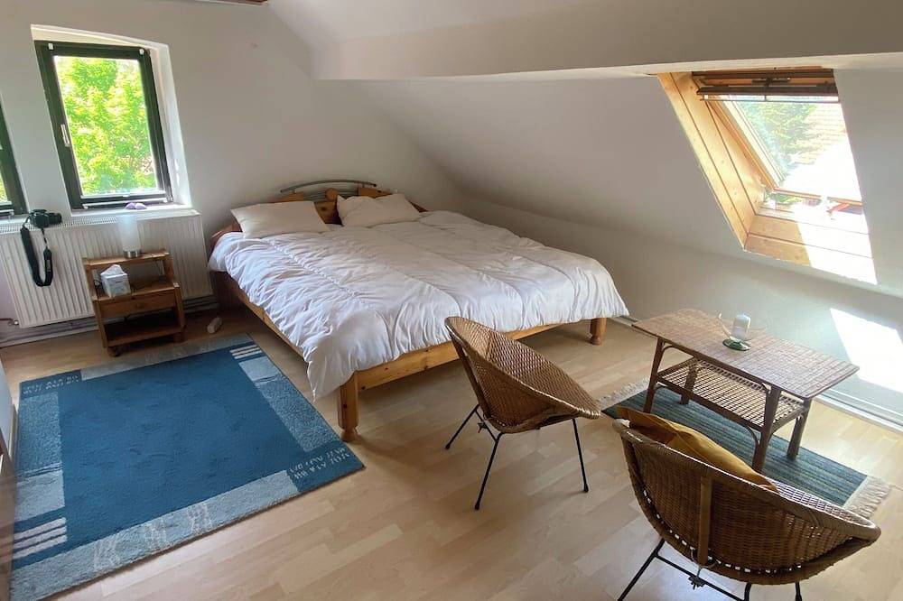 Ganze Wohnung, Geräumige Ferienwohnung in Falkenstein - mitten in Wanderregion Donnersbergkreis in Pfälzer Bergland