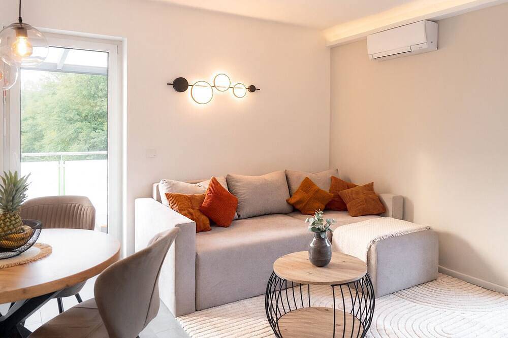 Ganze Wohnung, Ferienwohnung nahe Bostalsee mit Infrarotsauna, Regendusche & Balkon in Nohfelden, Saar-Nahe-Bergland